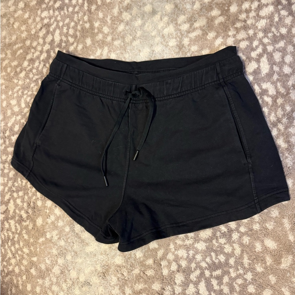 Lululemon Inner Glow High-Rise Short 3”